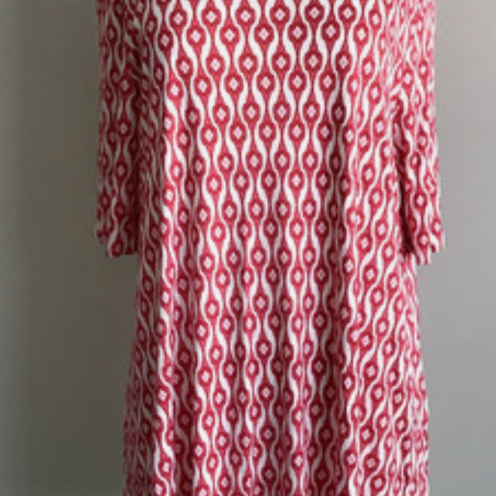 Chico's Red and White Geometric Top